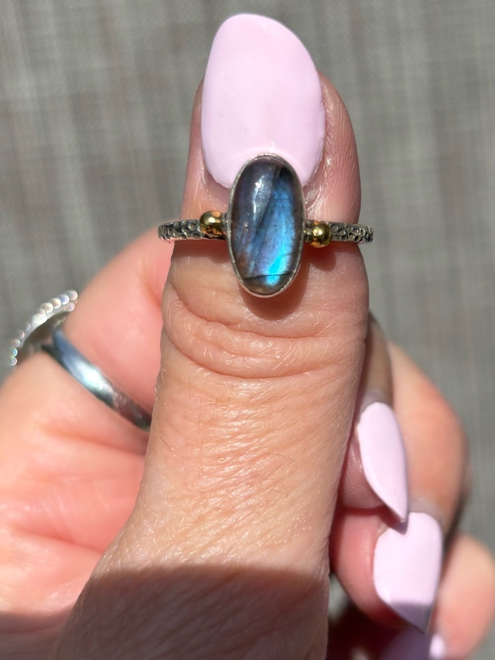 Sterling Silver Labradorite Ring - Blue Flash with gold plated accents size 7.25 - Picture 8 of 8